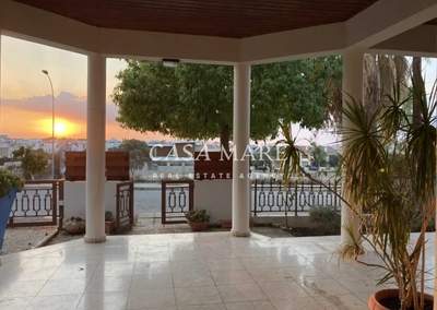 תמונת לקאטמיה, ניקוסיה למכירה (1)