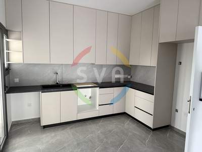 תמונת איפסונאס למכירה (0)