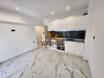 תמונת סטודיו, ברדאריס - כיכר הדמוקרטיה, רשות מקומית סלוניקי למכירה (1)