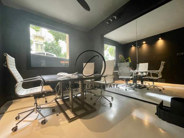 תמונת קולונאקי, אתונה למכירה (1)