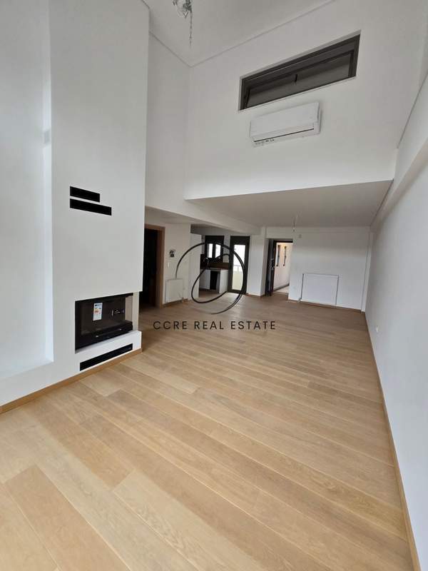 תמונת מרוסי, אתונה למכירה (1)