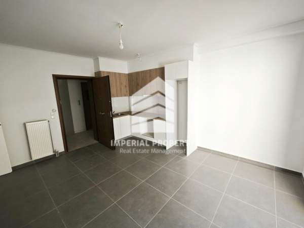 תמונת אטיקי, אתונה למכירה (1)