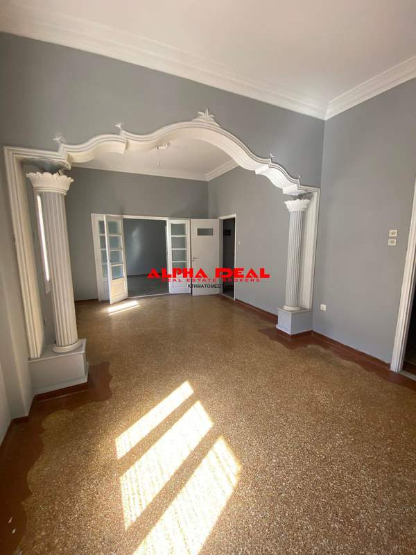 תמונת קוקיניה פיראוס, פיראוס, אתונה למכירה