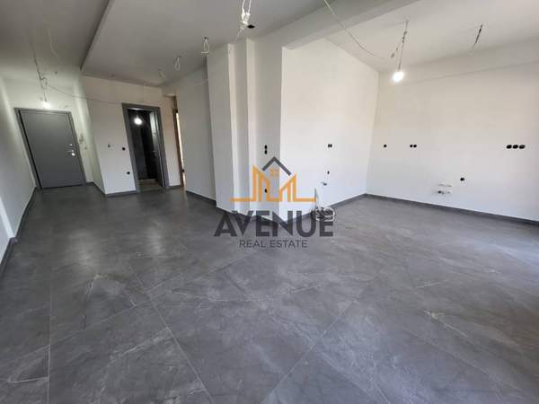 תמונת פאפאפי, רשות מקומית סלוניקי למכירה (1)