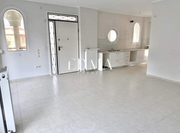 תמונת פאיליה - חורטיאטיס, סלוניקי למכירה (0)