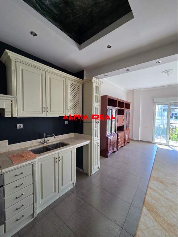 תמונת קראטסיני, אתונה למכירה (0)