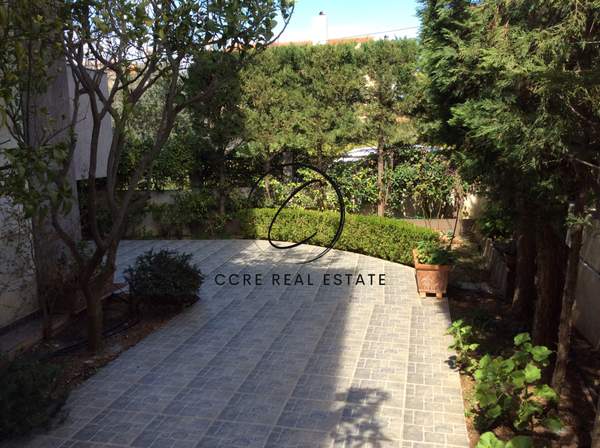 תמונת מרוסי, אתונה למכירה (0)