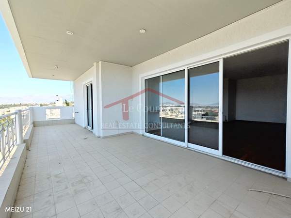 תמונת מרוסי, אתונה למכירה (1)