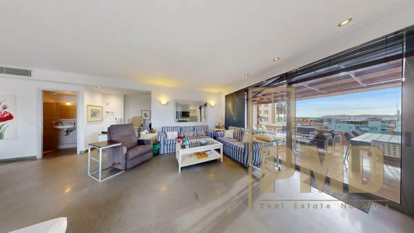 תמונת גליפדה, אתונה למכירה (0)