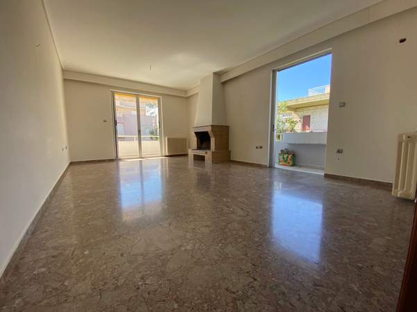 תמונת אגיה פארסקבי, אתונה למכירה (0)