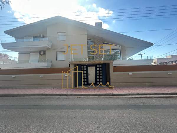 תמונת וולה, וארי - וולה -ווליאגמני, אתונה למכירה (0)