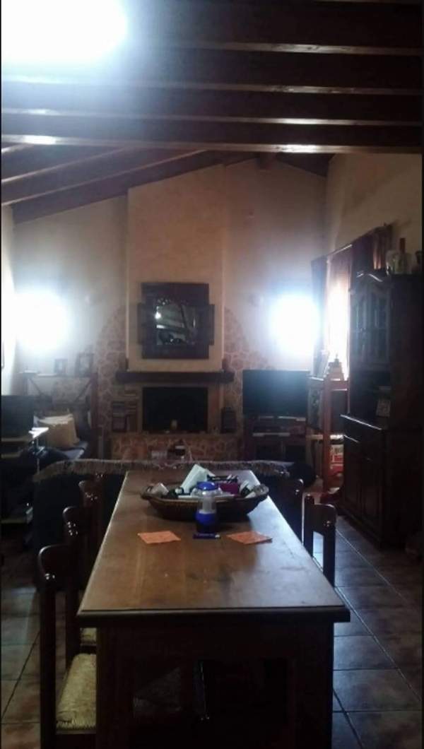 תמונת גראקס, אתונה למכירה