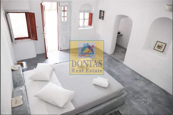 תמונת סנטוריני, הקיקלאדיים למכירה (1)