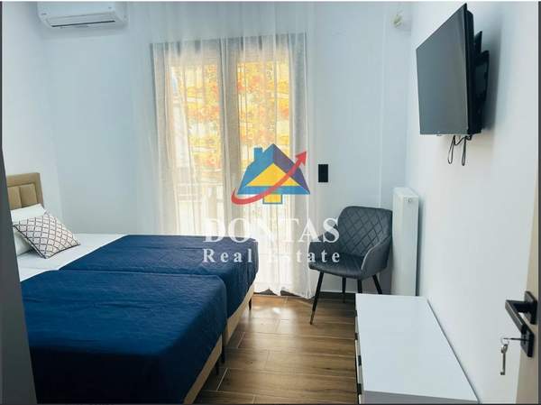 תמונת אומוניה, אתונה למכירה (0)