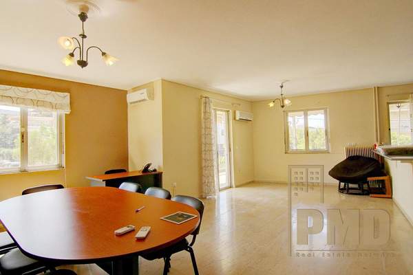 תמונת גליפדה, אתונה למכירה (0)