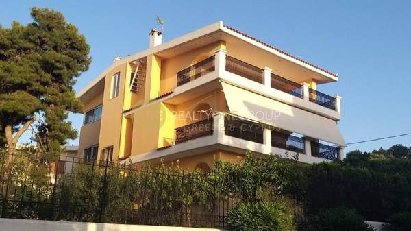 תמונת סרוניקוס, אתונה למכירה (0)