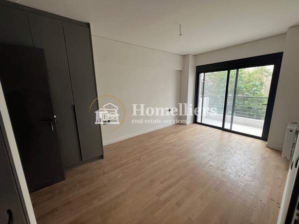 תמונת נאה סימרני, אתונה למכירה (1)