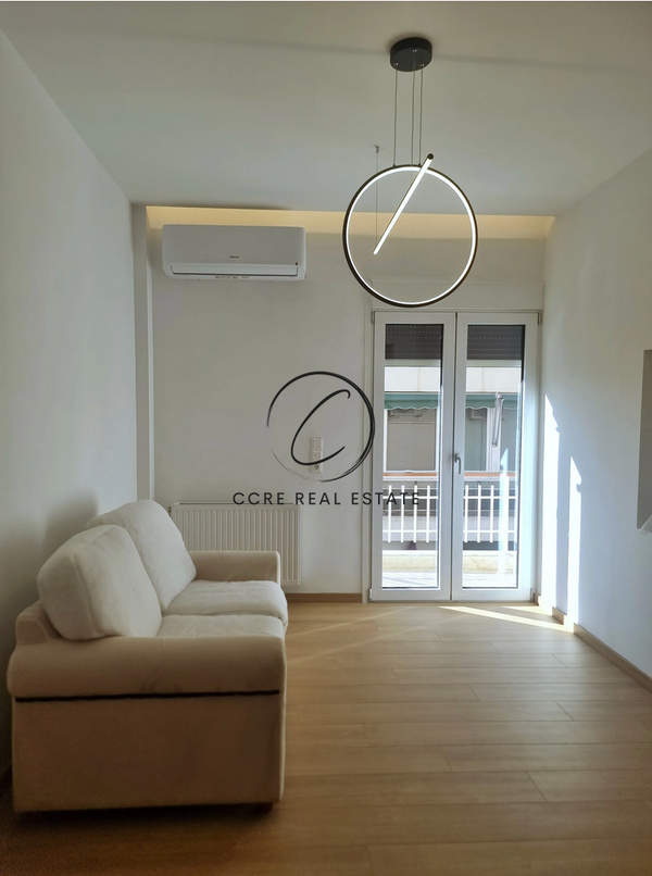 תמונת מץ, אתונה למכירה (0)