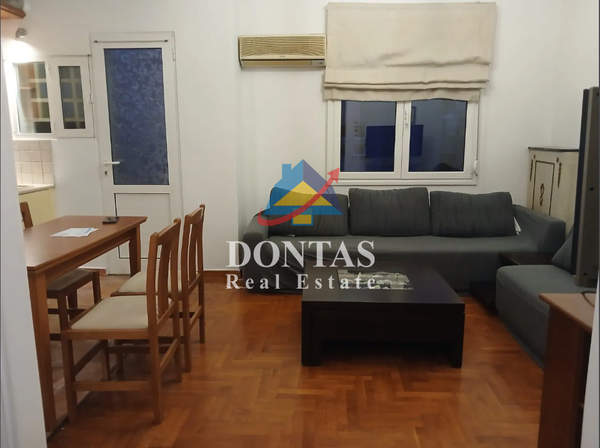 תמונת פנגרטי, אתונה למכירה