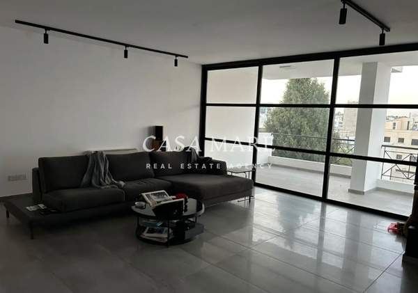 תמונת ניקוסיה למכירה (0)