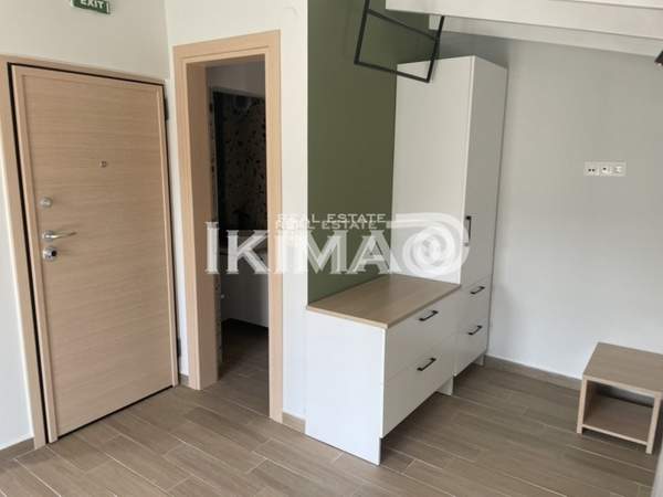 תמונת זירוקריני, רשות מקומית סלוניקי למכירה (0)