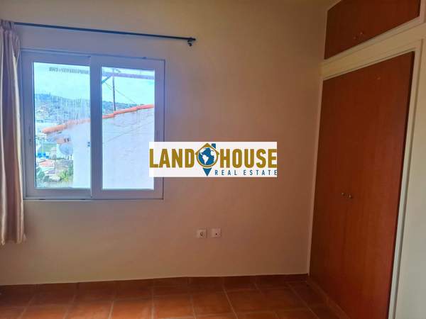 תמונת עיר עתיקה, רתמינון למכירה (1)