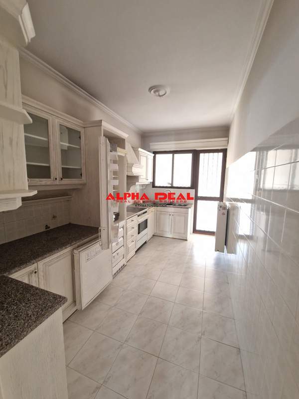 תמונת טבוריה-אגיה סופיה, פיראוס, אתונה למכירה (1)