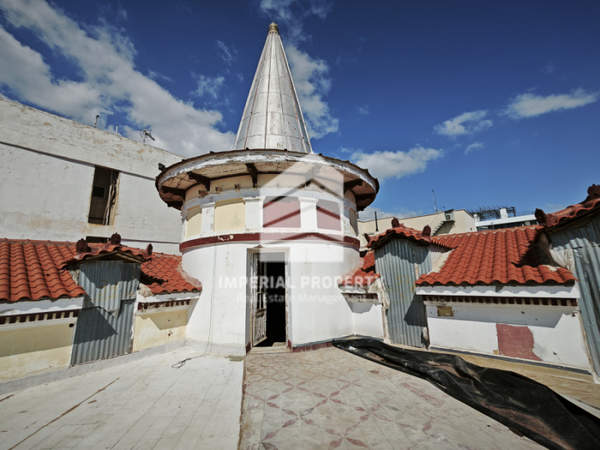 תמונת מרכז, פיראוס למכירה (1)