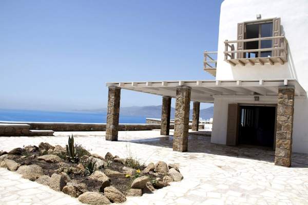 תמונת מיקונוס, הקיקלאדיים למכירה (1)