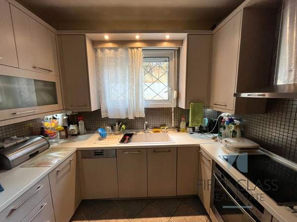 תמונת פאיליה - חורטיאטיס, סלוניקי למכירה (0)