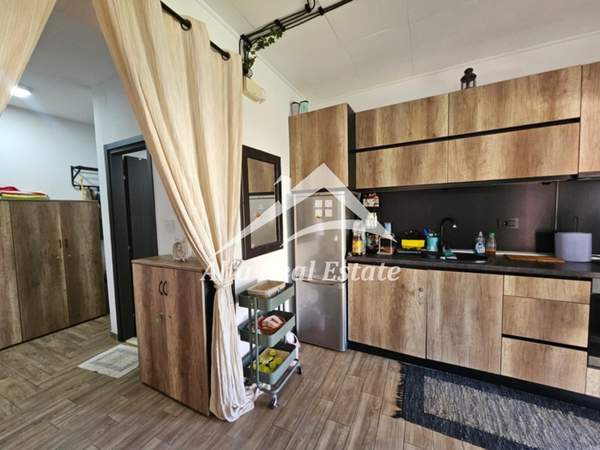 תמונת פריאה, תרמיקוס למכירה (0)