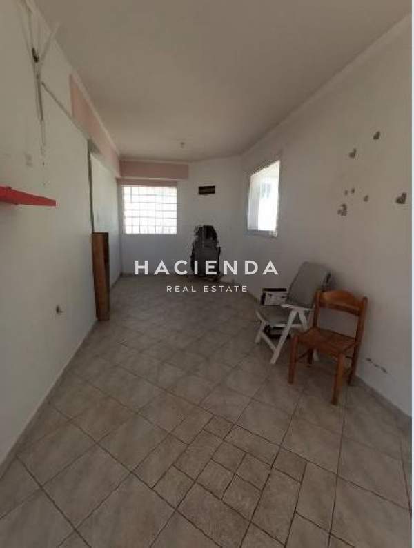 תמונת פיראוס למכירה (1)