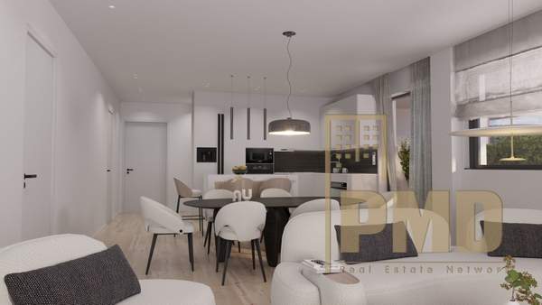 תמונת גליפדה, אתונה למכירה (1)