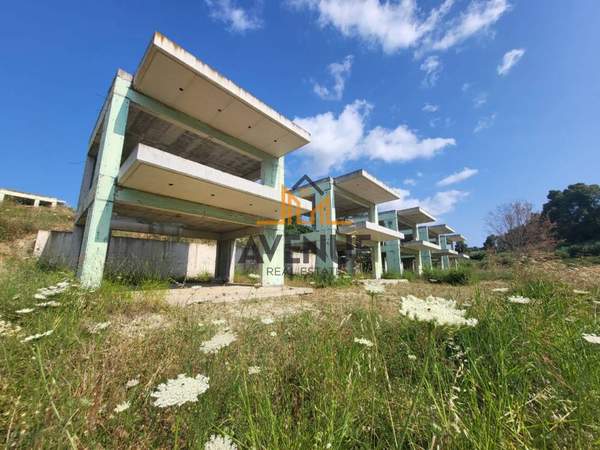 תמונת קסנדרה, כלקידיקי למכירה (0)