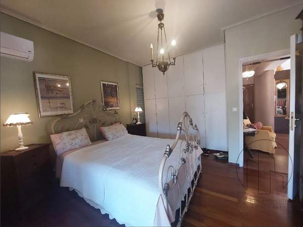 תמונת גליפדה, אתונה למכירה (0)