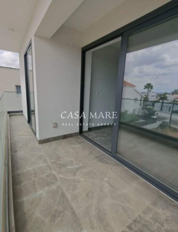 תמונת סטרולובוס, ניקוסיה למכירה (0)