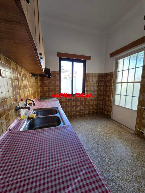 תמונת קראטסיני למכירה (0)