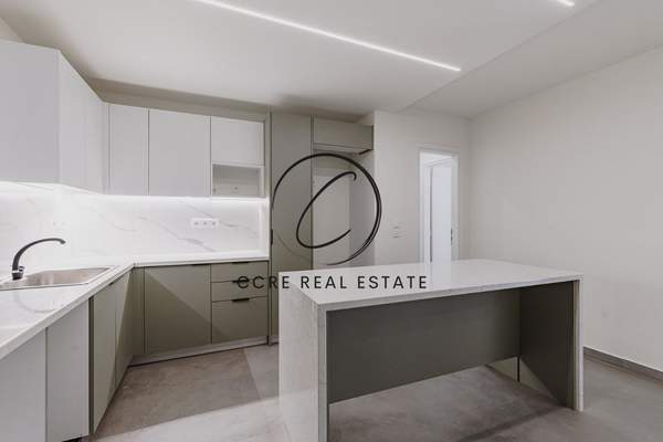 תמונת נאוס קוסמוס, רשות מקומית אתונה למכירה (1)