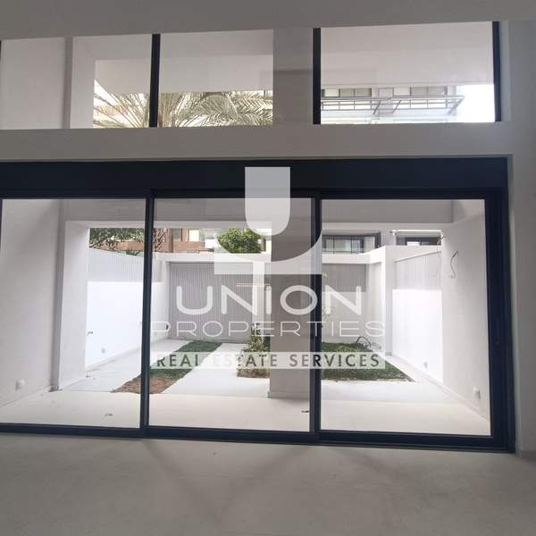 תמונת גליפדה, אתונה למכירה (0)