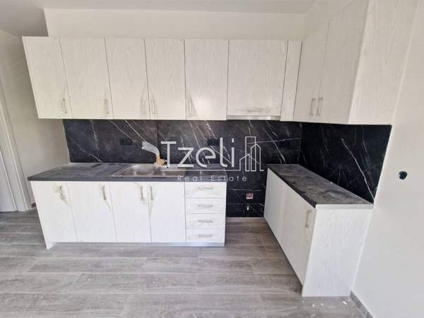 תמונת אגיה סופיה, רשות מקומית פטרס למכירה (0)