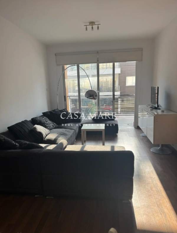 תמונת אנגומי, ניקוסיה למכירה