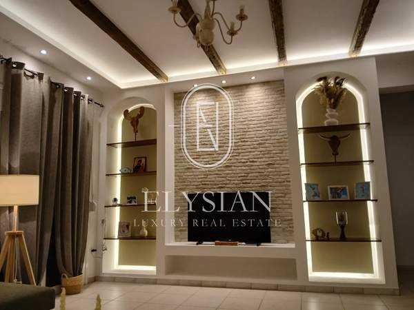 תמונת נאה פרופונדיטה למכירה (0)