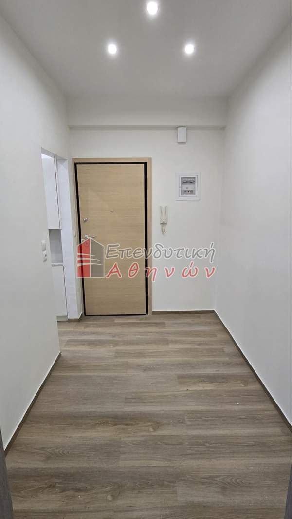 תמונת גרוואה, אתונה למכירה (0)