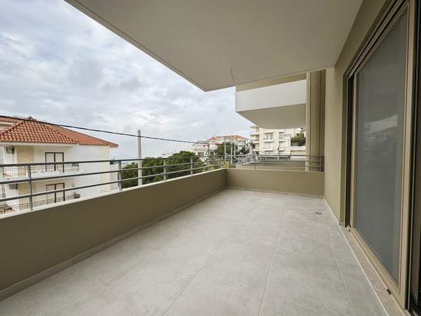 תמונת ואריליסיה, אתונה למכירה (1)