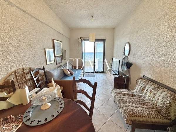 תמונת קסנדרה, כלקידיקי למכירה (1)