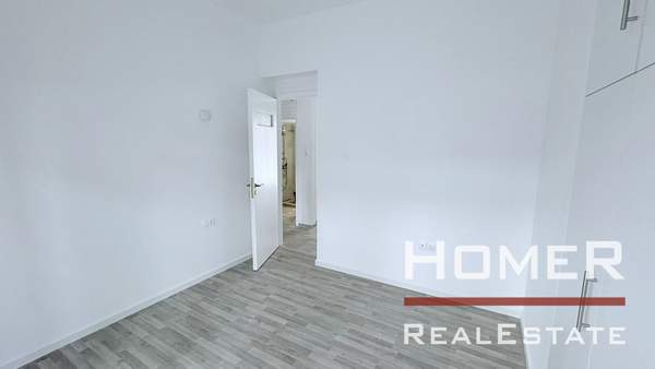 תמונת ויקטוריה, אתונה למכירה (0)