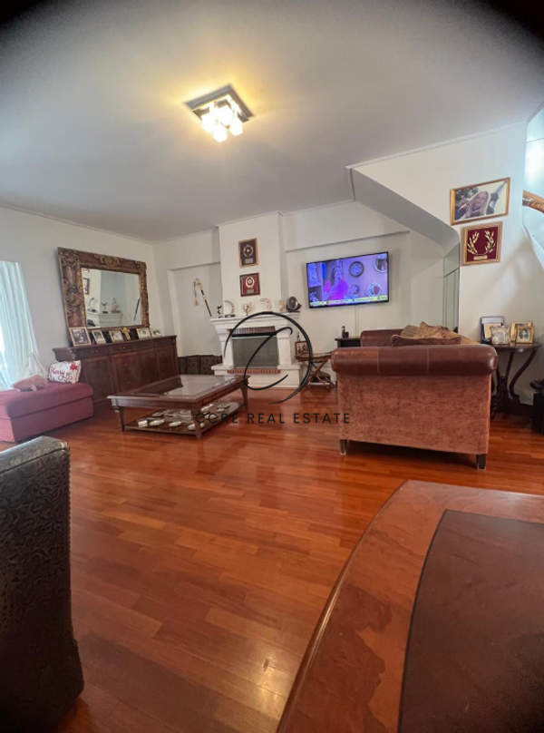 תמונת ווליאגמני, וארי - וולה -ווליאגמני, אתונה למכירה (0)