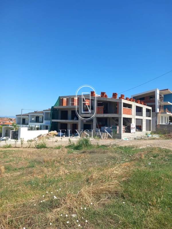 תמונת קסנדרה למכירה (0)