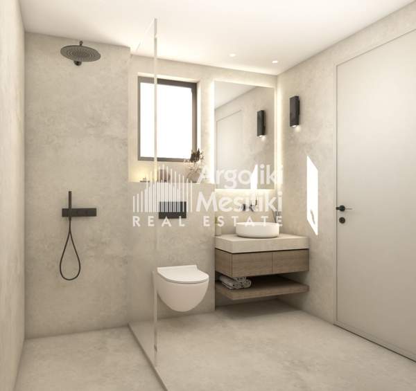 תמונת נאפפליו, פלופונס למכירה