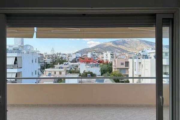 תמונת גליפדה, אתונה למכירה (0)